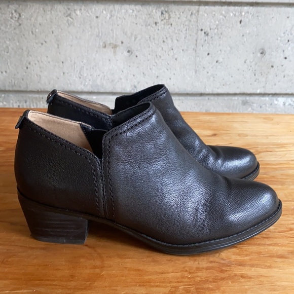 Naturalizer Zarie Bootie in Black leather - Picture 3 of 13